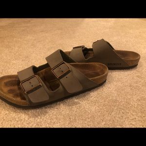 ⚠️SOLD***Birkenstock Arizona Sandal (Taupe) UNISEX